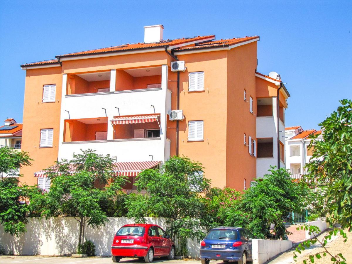 Apartment Damir Novalja Luaran gambar